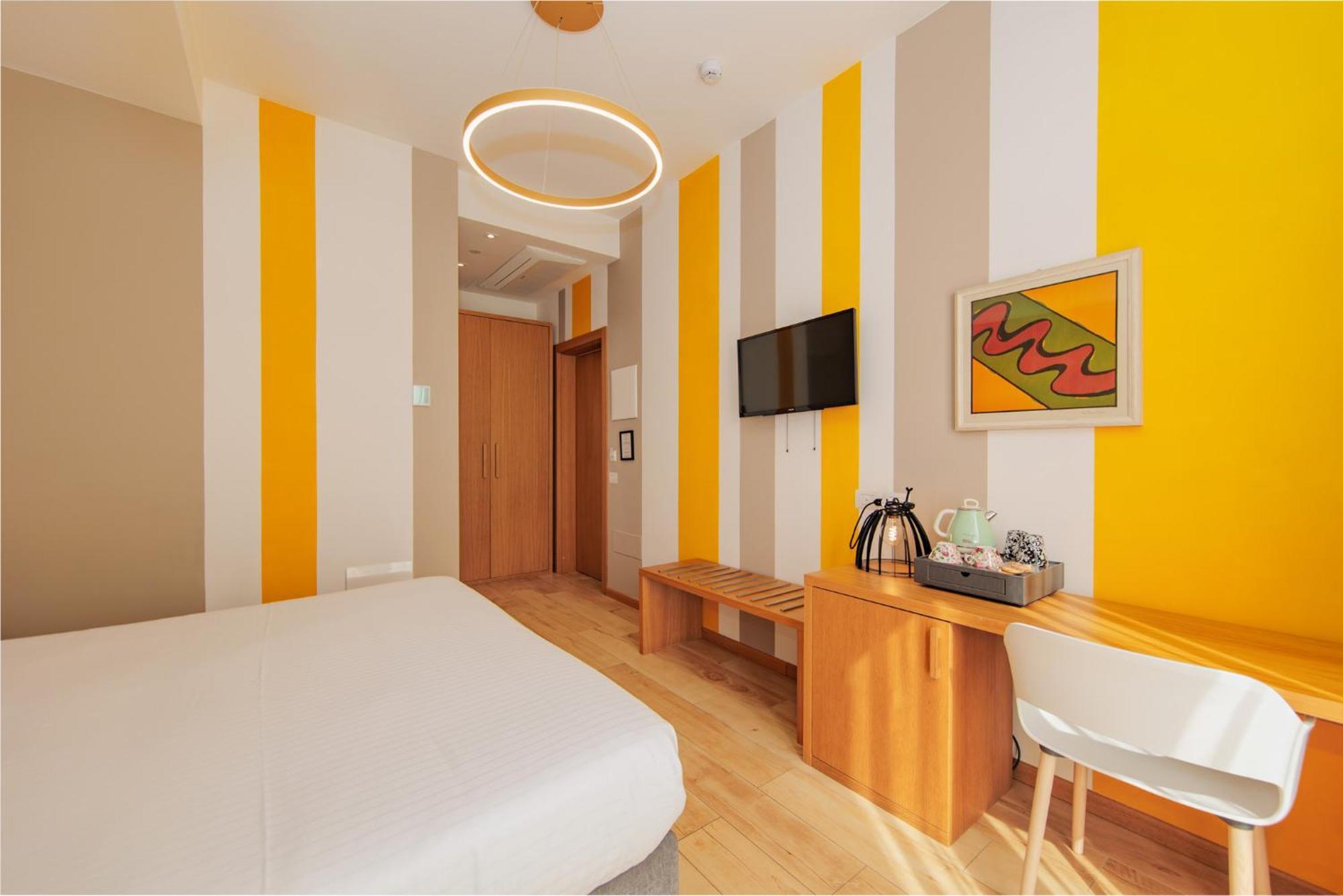 Ophelia Hotel Cazzago San Martino Екстер'єр фото