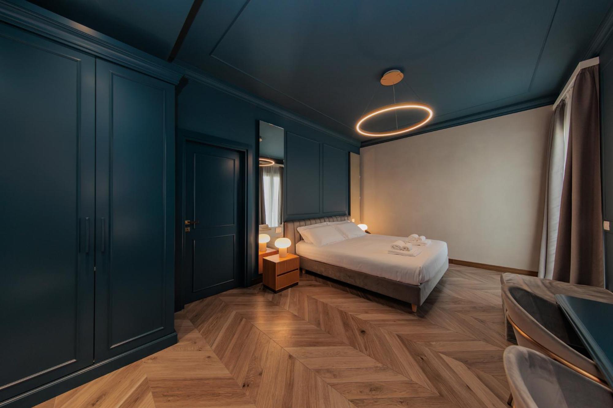 Ophelia Hotel Cazzago San Martino Екстер'єр фото